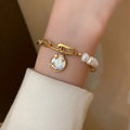 SC Gold Plated Adjustable Shell Flower Charm Bracelet Natural Pearl Shell Chain Bracelet for Women Girls
