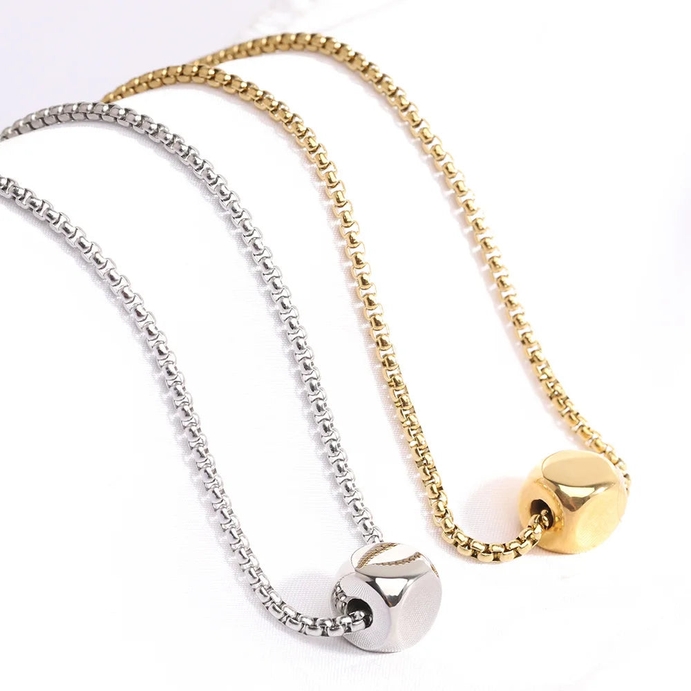 Simple Stainless Steel Necklaces Casting Smooth Square Sieve Custom Name Logo Engraved Necklace Ins Necklace with Chain