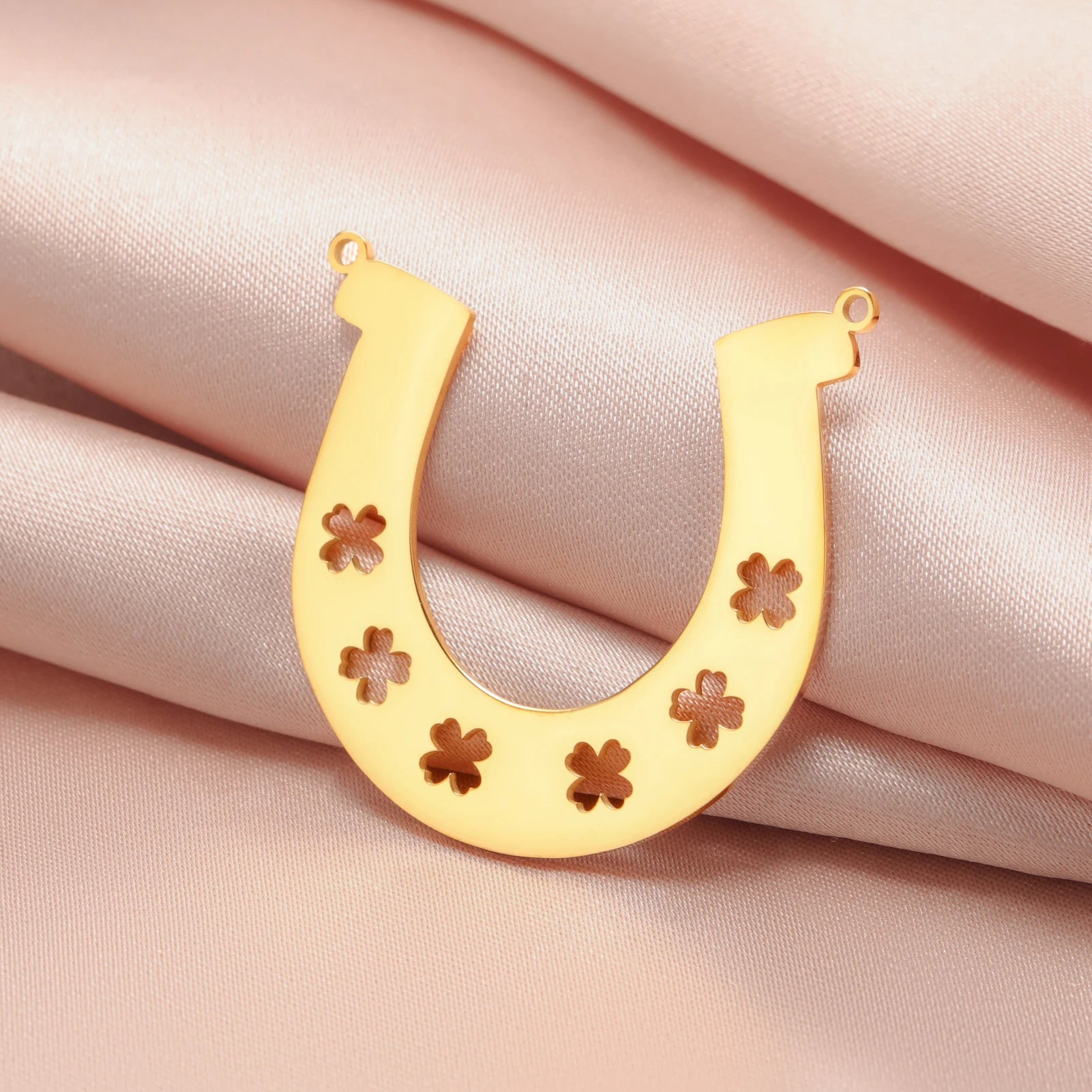 Cute Stainless Steel Horseshoe Charm U-shaped Animal Horseshoes Pendant Gold Plated  Jewelry Accessories for Necklace Bracelet