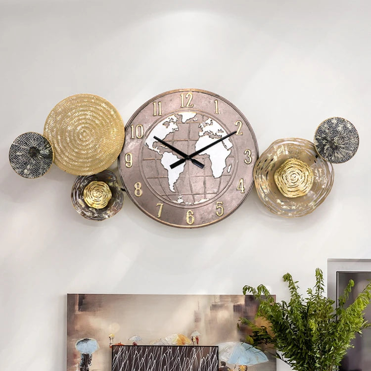 Unique Luxury World Map Hanging Handmade Living Room Bedroom Decorative Metal Wall Clock