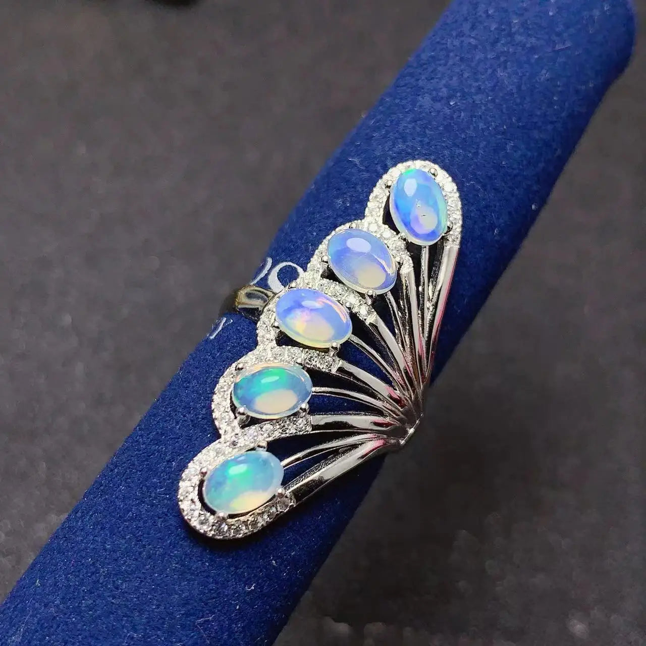 Hot Sale Custom 925 Sterling Silver Midi Rings Oval Cut Natural Opal with Twisted Design Classic Style for Women's Wedding Party