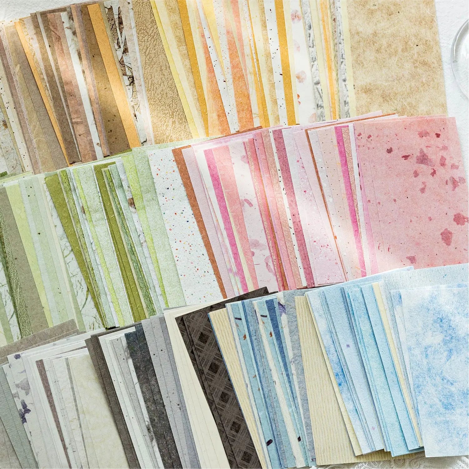 Gentle Series Light Retro 50 Sheets Per Pack Decorative Bottoming Material Paper Between Handbooks for Promotional Use