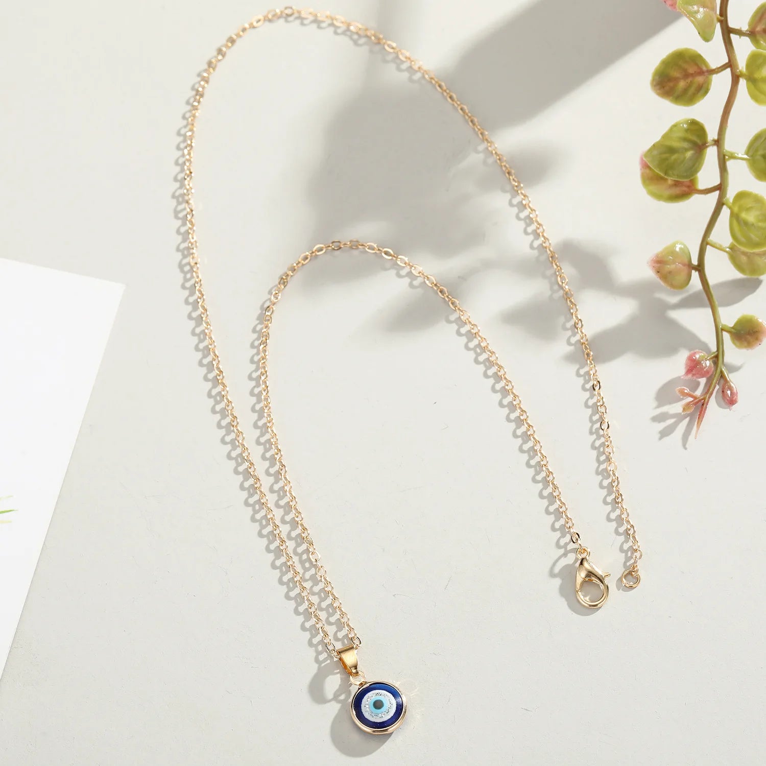 Chic Gold Plating Evil Eyes Pendant Necklace for Girls Vintage Style Round Eyes Link Chain Jewelry Weddings Gifts Alloy Pearl