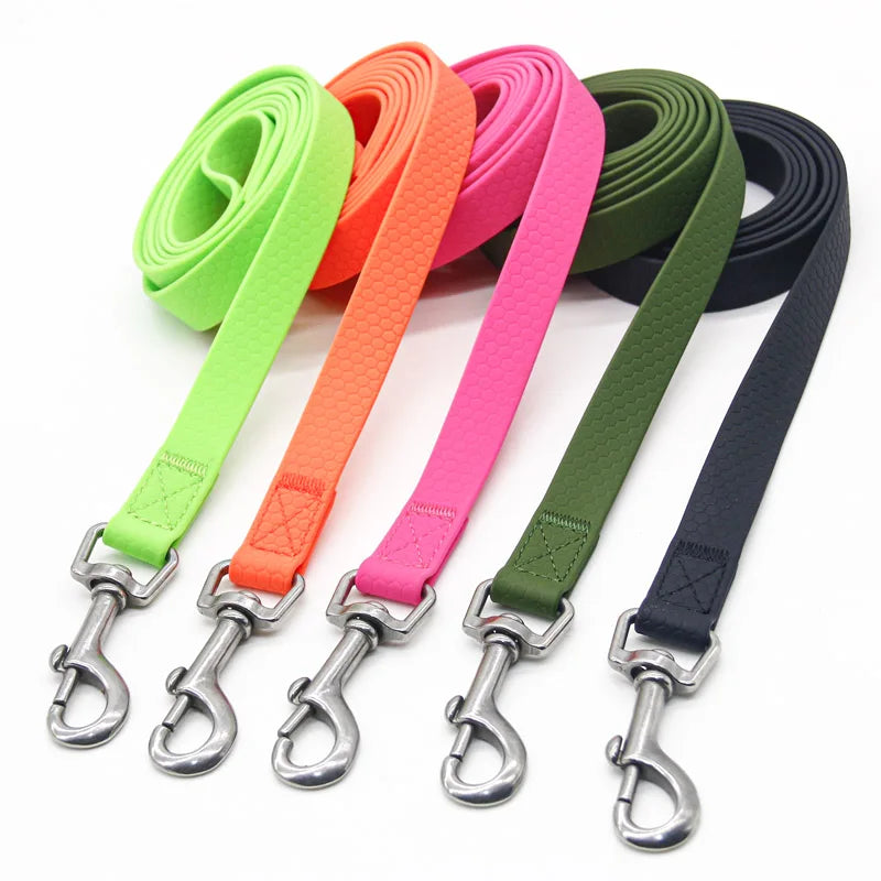 Flexible Swivel Carabiner Dog Training Leash PVC Coated Polyester Webbing Waterproof Nylon Plastic Rivet Decoration Solid