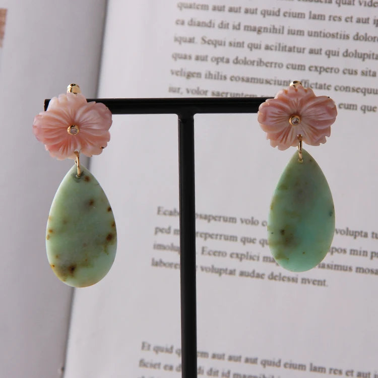 Best Selling Women's Stud Earrings Handmade Cute Style Nature Stone Colours Shell Flower Latest Design for Fashionable Friends