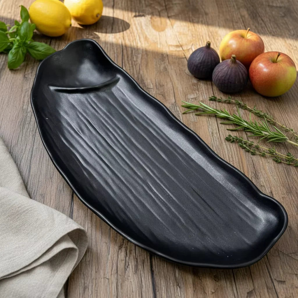 Customized Eco-Friendly Japanese Restaurant Melamine Plate with Sauce Holder and Frost Technique Reusable Sushi Plate