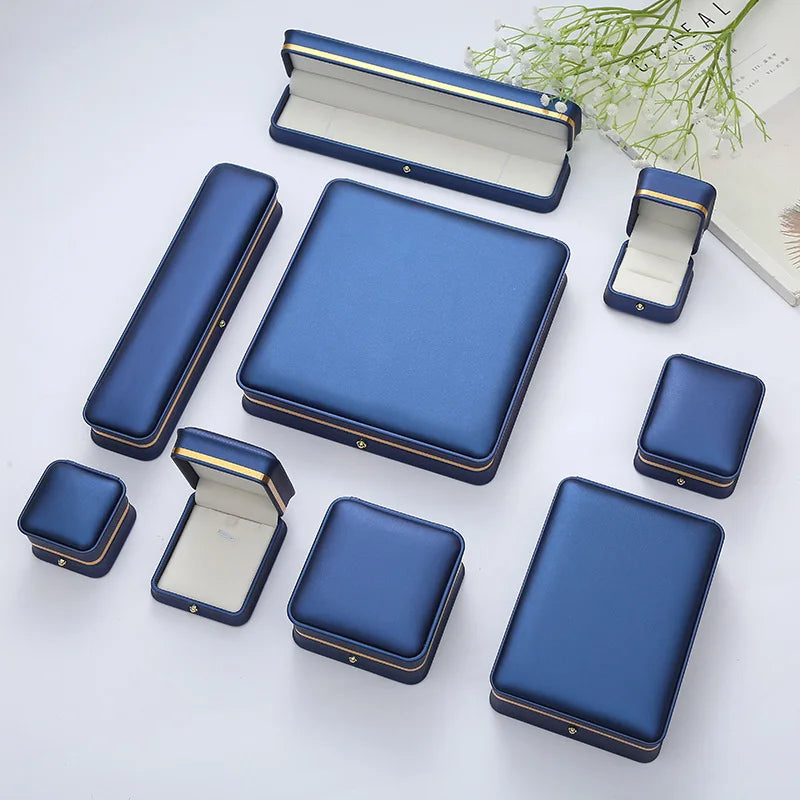 Custom Green Blue Pink PU Leather Jewelry Box for Pendant Silk Logo Packaging Set for Jewellery