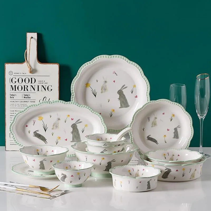 Solhui Wholesale Popular Design Cartoon Round Dish Rice Bowl Ceramic Dinnerware Sets for Restaurant