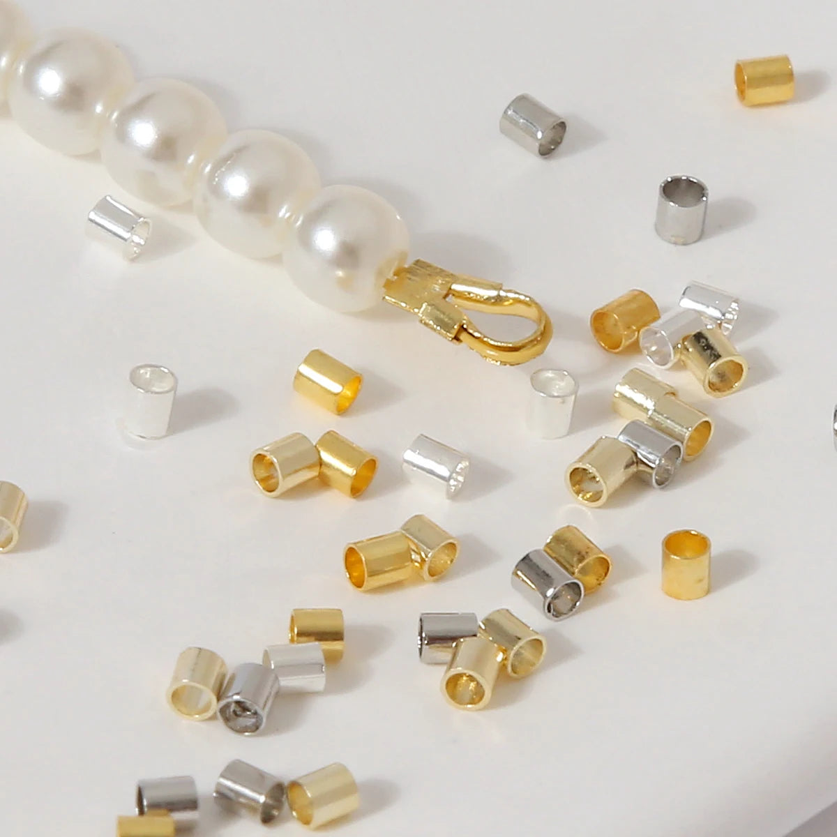 10000pcs/Bag Jewelry Findings Components Crimping Beads 2mm 18K Gold Plated Beads Brass Pipe Beads End Clasps