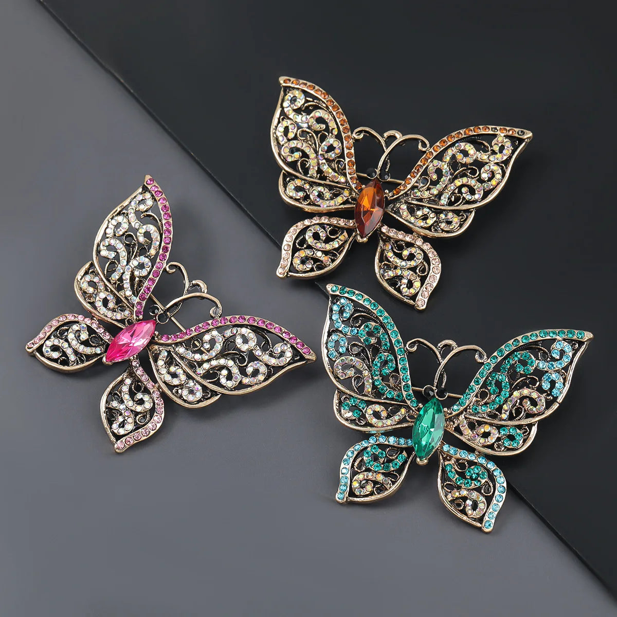 Jachon Custom Alloy Enamel Painted Butterfly Brooch Sparkly Elegant butterfly Brooch Female Brooches Accessories