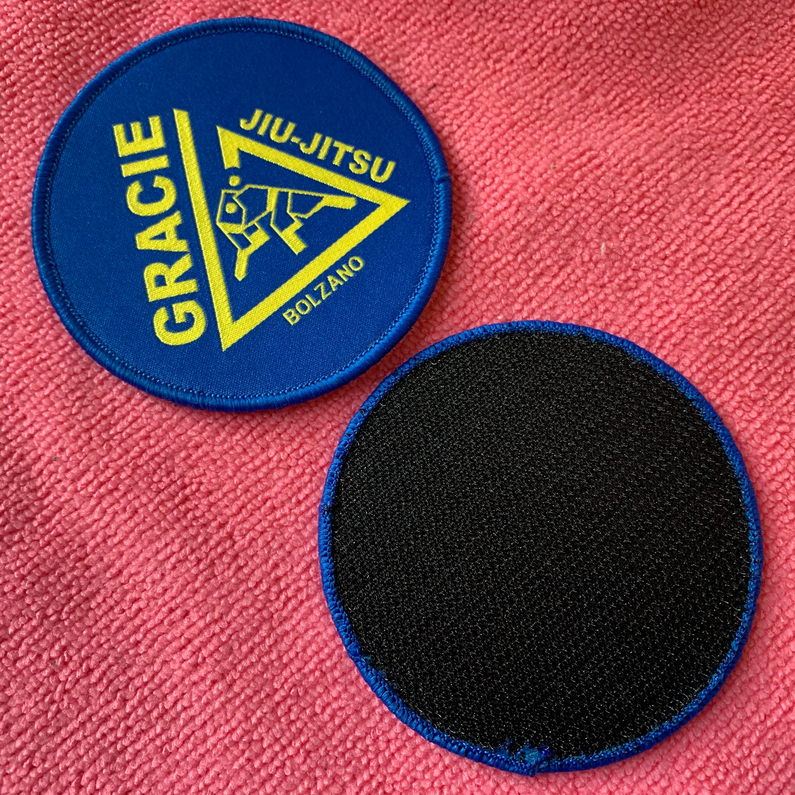 Reusable Hook&loop Backing Stitching Border Taffeta Woven BadgeFabric Woven logo Patch With Hook Attach for Hats