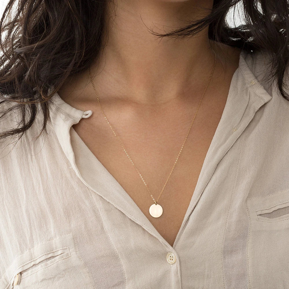EManco Trendy Personalized Custom 13mm Round Pendant Necklace Stainless Steel Gold Plated Disc Clavicle Chain Wholesale