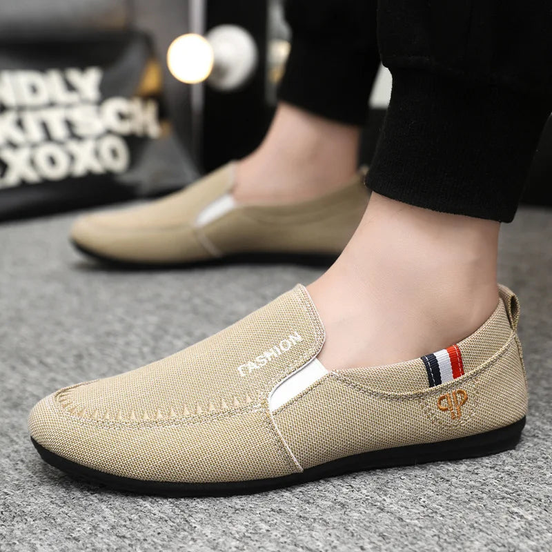 2026 Latest Light Weight Casual Sport Sneaker Men slip on Flat Shoes for Men