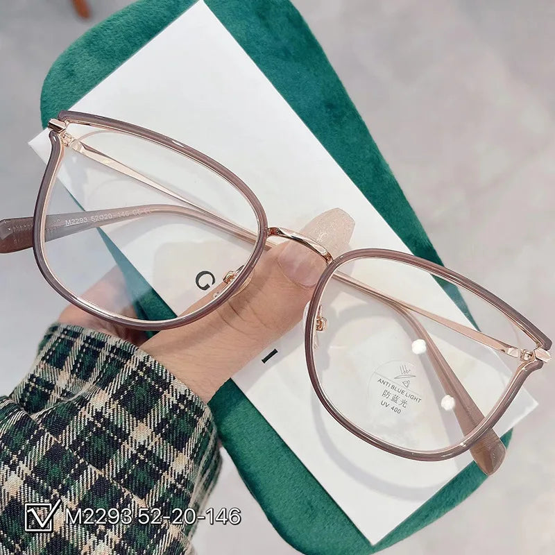 Ultra-light Glasses Can Be Equipped with Prescription Myopia Glasses and High-quality Blue Light Flat Glasses