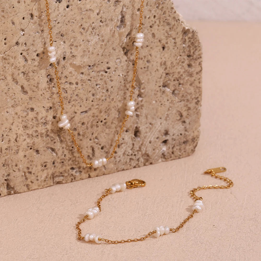 2024 Trend Fresh Water Pearl Choker Necklace Hand Made 18k Gold Plated Jewelry Stainless Steel Necklace