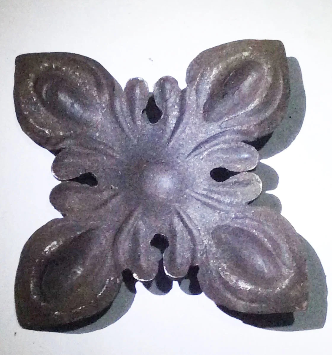 110x110mm Wrought Iron Components Elements Ornamental Flowers for Stair Porch Railing Parts Handrail Balustrade Gate Fence