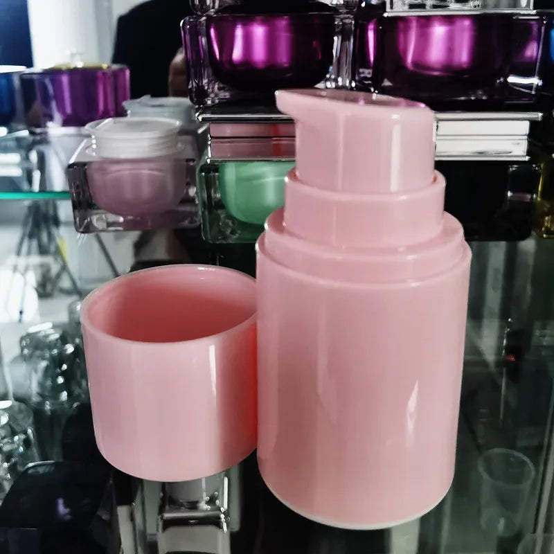 15ml 30ml 50ml Luxury Frosted Plastic Custom Black Matte Lotion Airless Pump Bottle for Cosmetic Skin Care Packaging