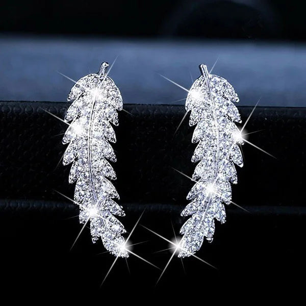 Huitan Novel Feather Design Sweet Zircon Silver Gold Rose Gold Stud Earrings Girls Lady Lovely Women Fashion Earrings Trend 2021