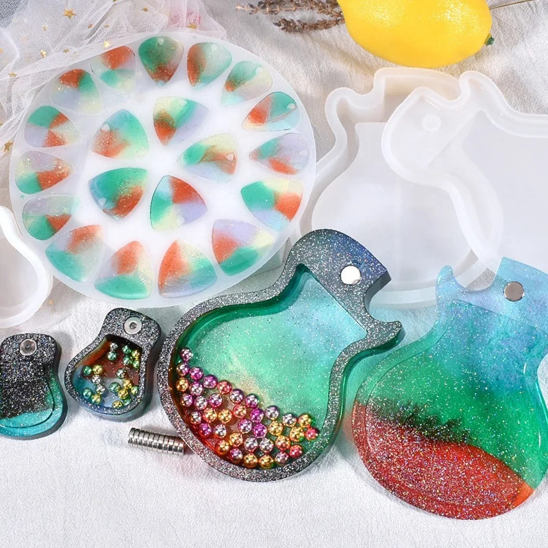 Guitar Shape Storage Box Mold Guitar Plectrum Resin Mold Triangle Guitar Pick Silicone Mold