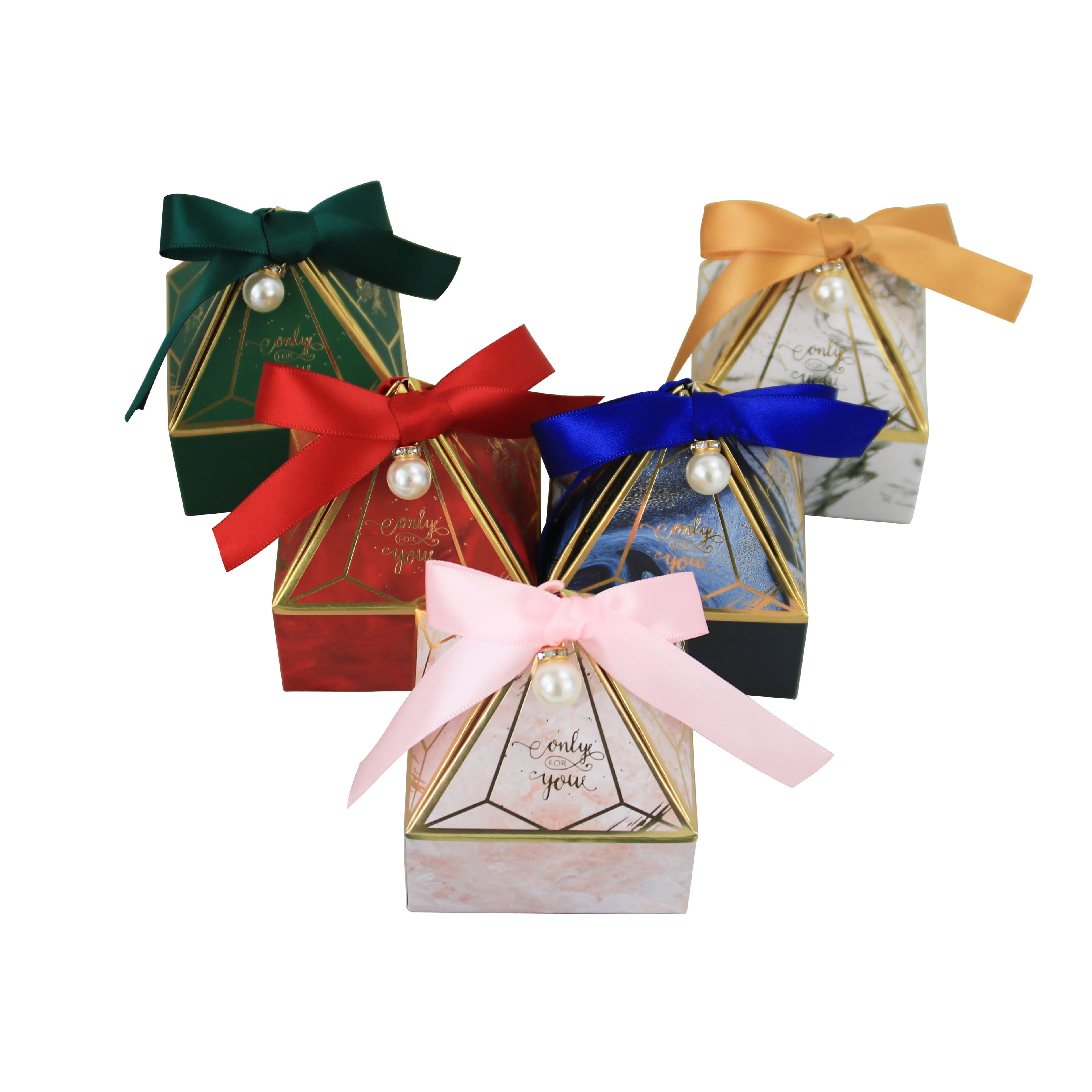 Triangle Paper Box for  Wedding Decoration Favors Gift Box Candy Chocolate Packing Box with Pearl Ribbon