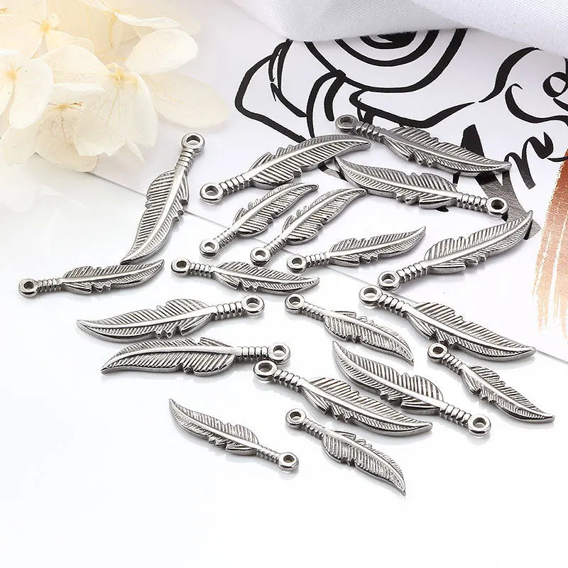Feather Pendant Stainless Steel Accessories Hanging Decoration Diy Necklace Bracelet European and American Style Hop Fashion t