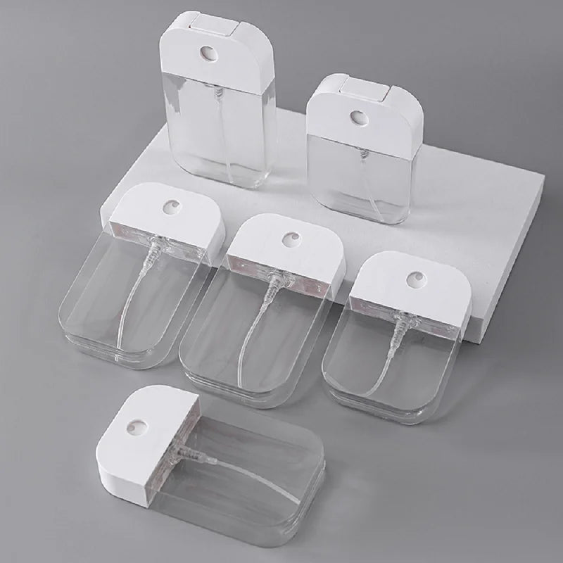 White Own Design 35ml 45ml 50ml Flat Plastic Refill Pocket Size Perfume Bottle Atomizer Credit Card Spray Bottle With Key Chain