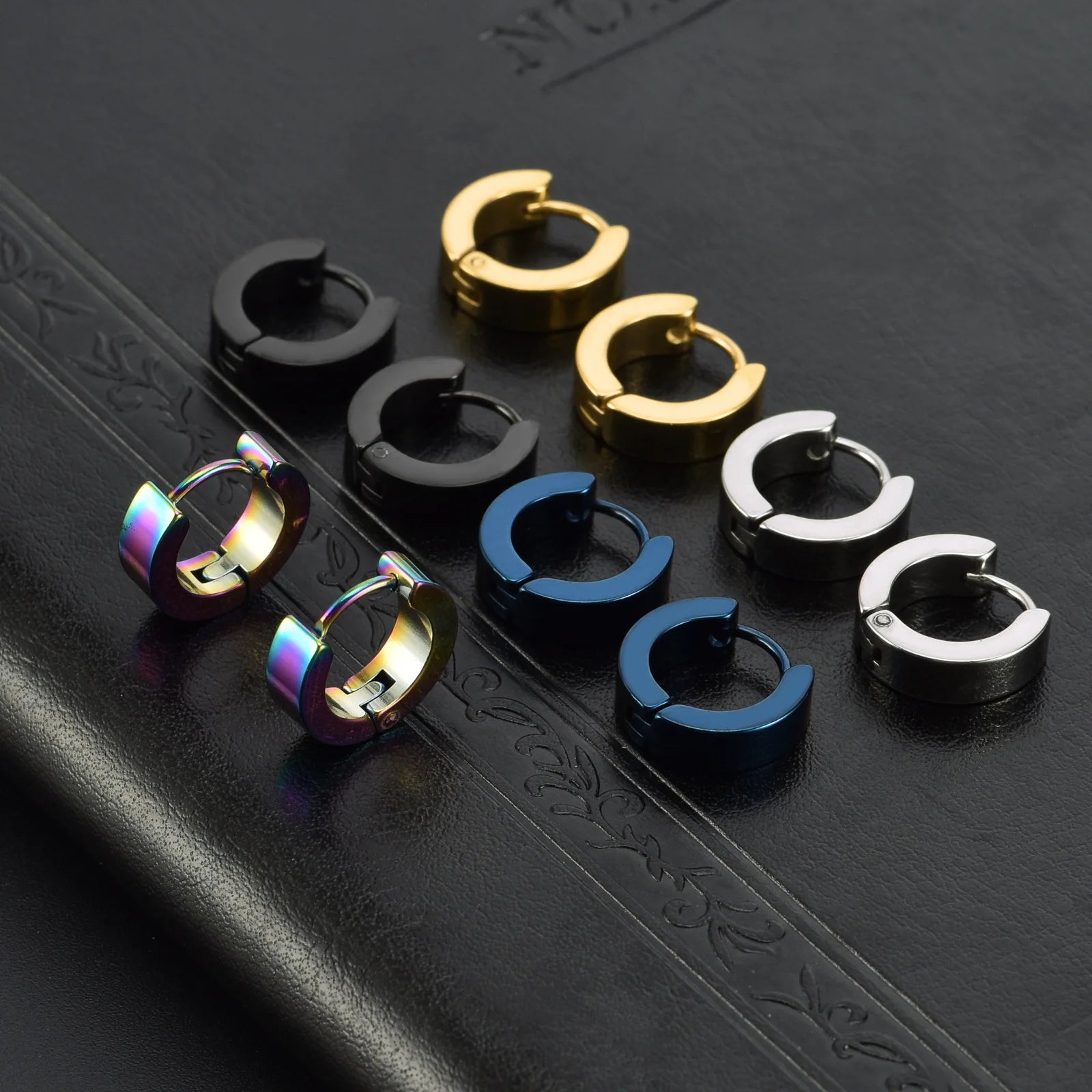 Hip Hop Vintage Quality Products Wholesale of Hip Hop Steel Earrings Stainless Steel Earrings Men
