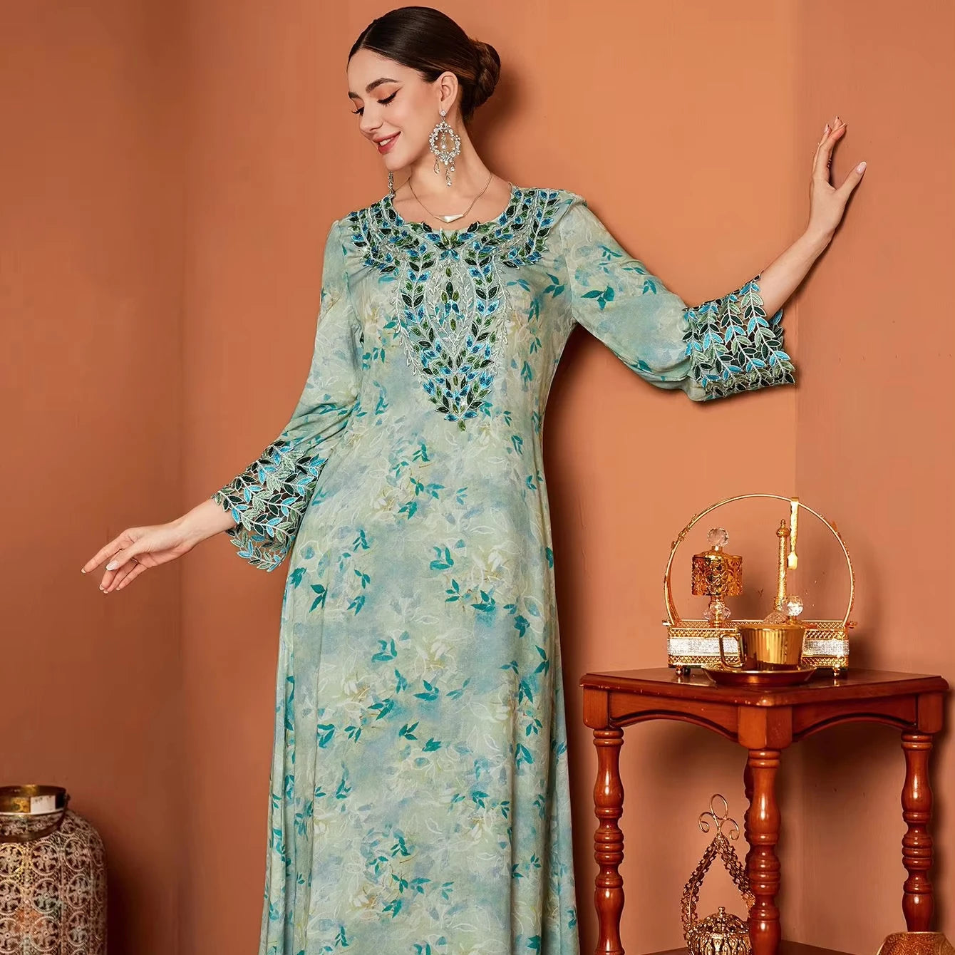 New Type Islamic Clothing Casual Muslimah Dress Handmade Muslim Women Rhinestone Luxury Abaya Dress