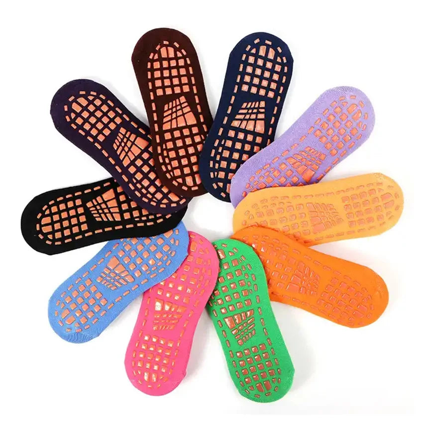 OEM Custom Adult Children's Anti-slip Socks Playground Anti Slip Grip Socks Bulk Kid Non Slip Park Trampoline Socks