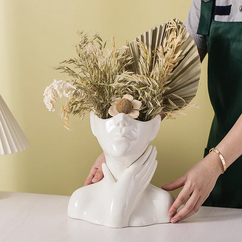 X196 Nordic Woman Body Shaped Ceramic Vase Extra Large Ins for Creative Flower Arrangements for Home and Wedding Decorations