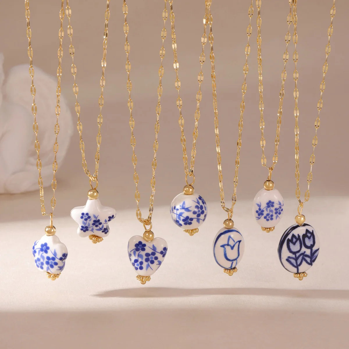 Wholesale New Chinese Retro Ceramic Pendant Necklace Blue White Porcelain with Love Flower Stainless Steel Chain Trendy Style