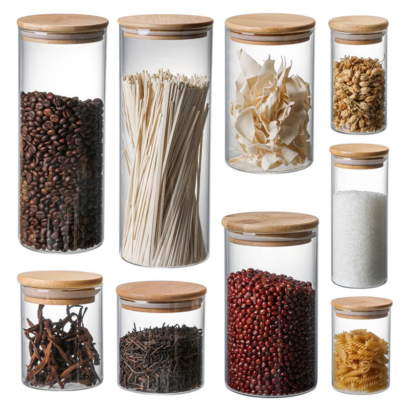 Wholesale Hand Made High Borosilicate Airtight Glass Storage Jar With Bamboo Lid for Fruit Food Grains