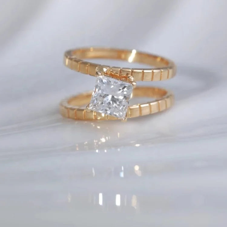 The 18K Gold Princess square Diamond Ring Simple Classical Ins Trend Diamond Ring