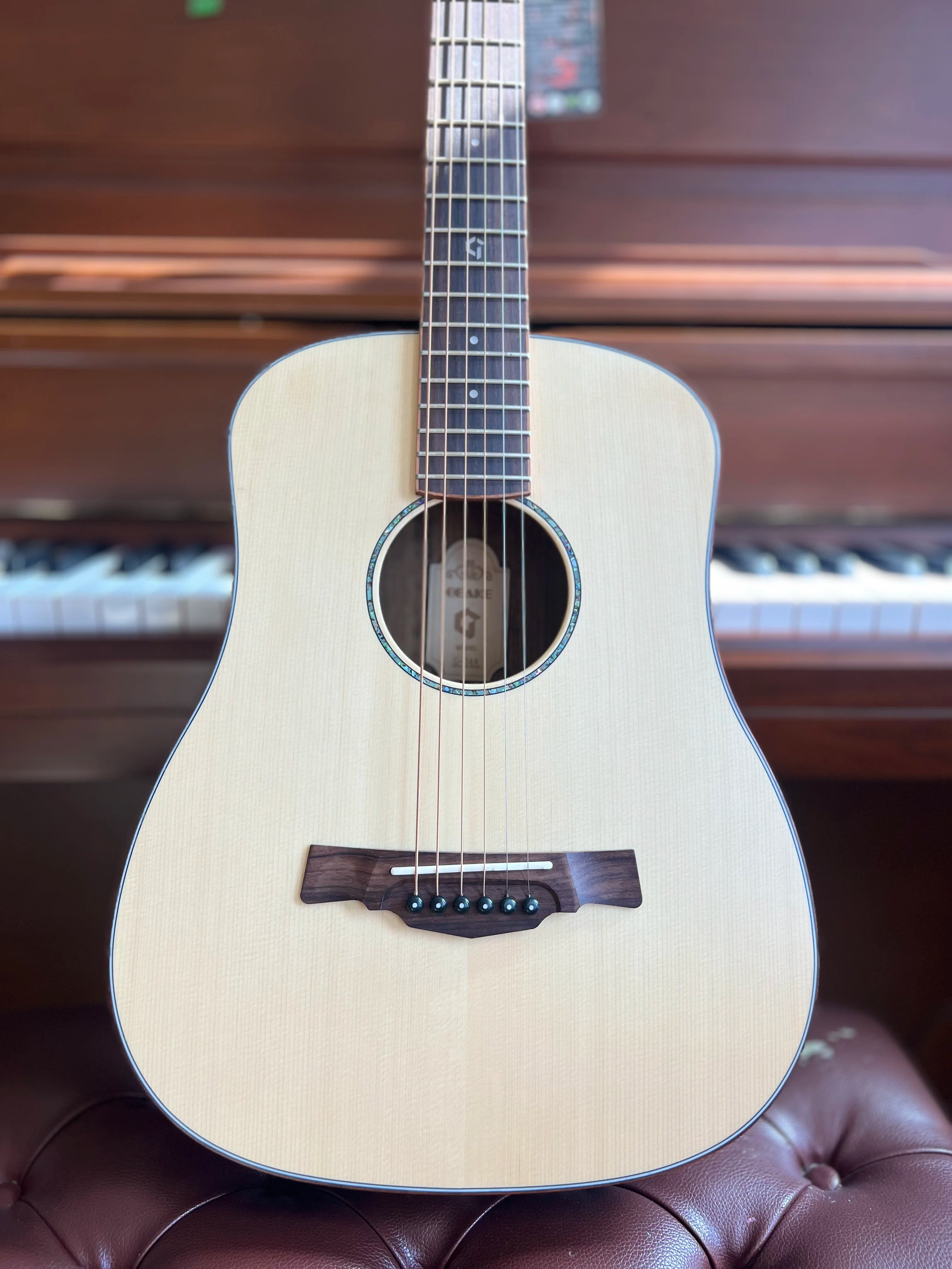 Geake G-34A 34-Inch High Quality Acoustic Guitar Spruce Body Rosewood Mahogany Sides ABS Neck Matt for Student Use Wholesale