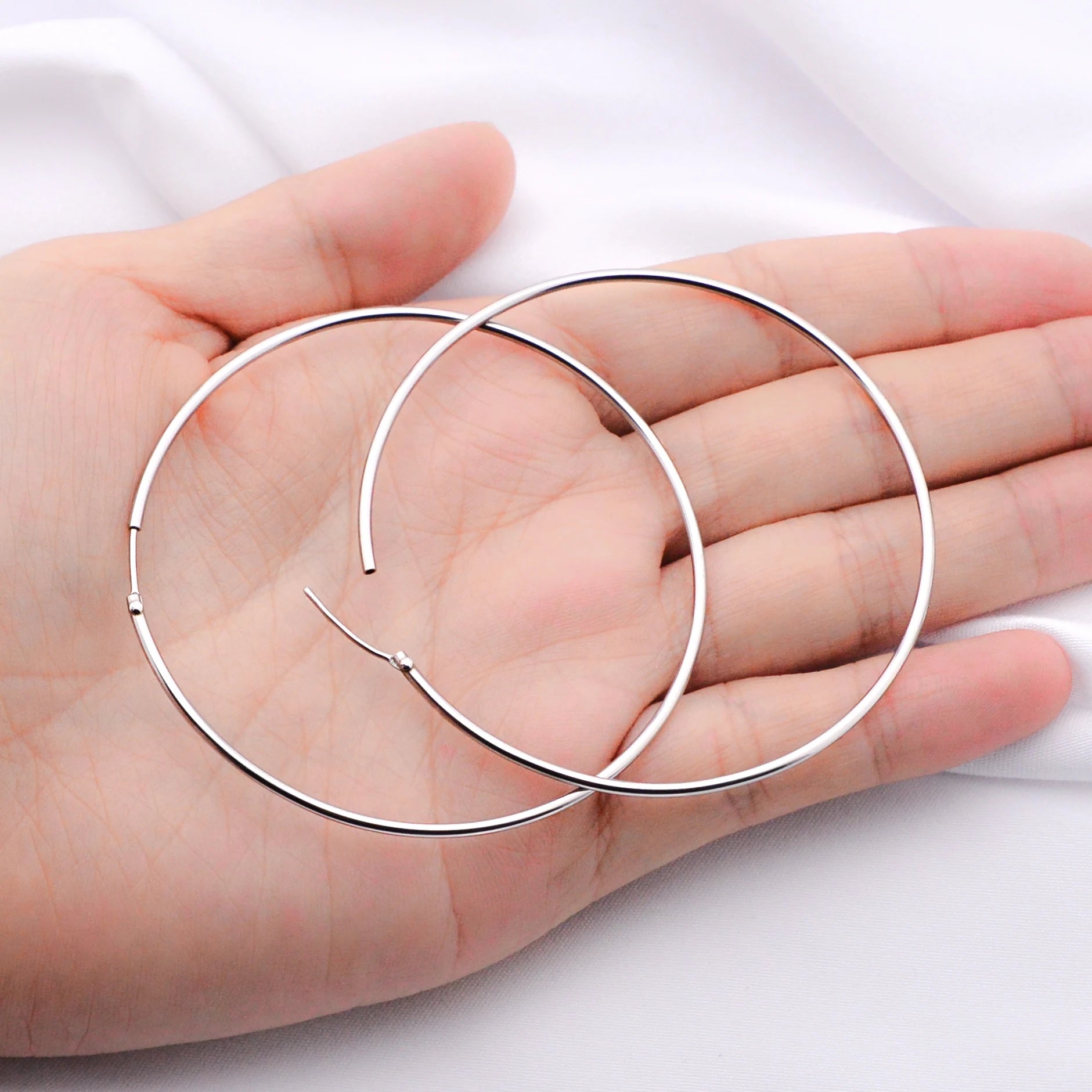 Minimalism Jewelry 60mm Exaggerated Large Earrings Round Stainless Steel Big Hoop Earrings with Pierced Ears for Woman