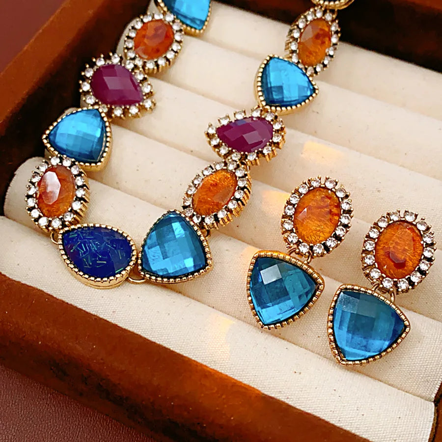 KAIMEI 2025 New Arrival Jewelry Retro Vintage Luxury Set Diamonds Elliptical Triangular Vintage Bridal Necklaces Set for Women