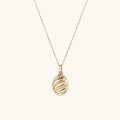 Simple Stainless Steel 18K Gold Plated Embossed Oval Pendant Necklace Titanium Steel Pattern Croissant Shaped Choker Necklace