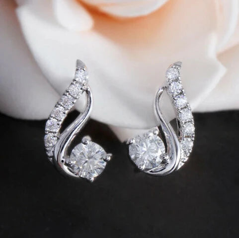 CAOSHI Dainty Earrings Shiny Round Zircon Macro Pave Lady Girls Silver Twisted Stud Earrings Trendy Women