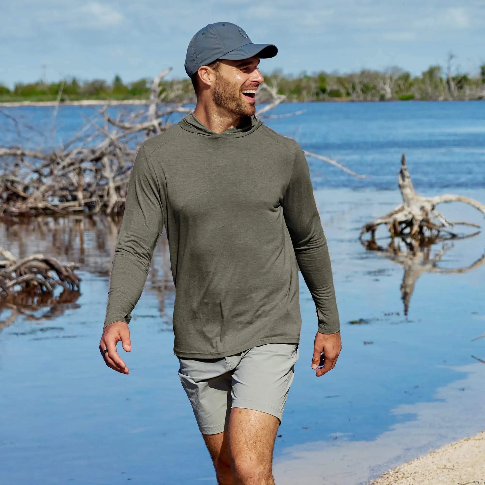 Custom UPF50+ UV Soft Quick Dry Performance Hoodie Fishing Comfortable Wear Mens Long Sleeve Bamboo Uv Resistant Fishing Shirt