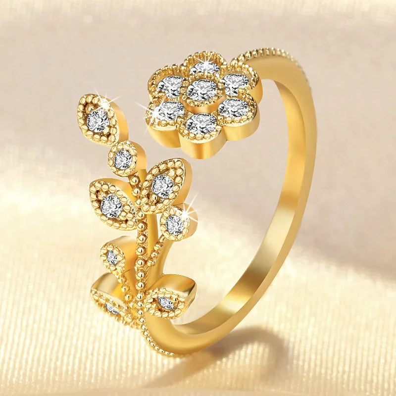 Anillo Ajustable Mujer Flores Gold-plated Bling Bling Inlaid Cubic Zirconia Leaf Design Ring Simple Flower Bloom Ring