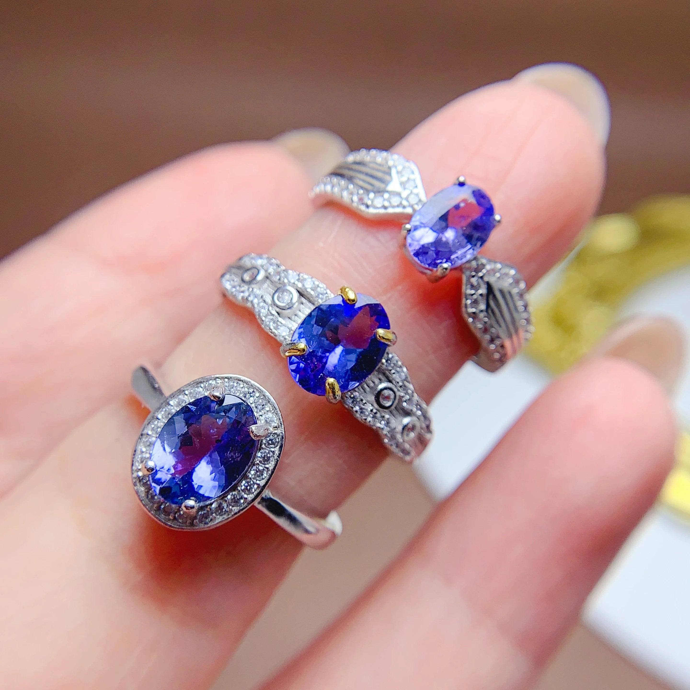 Factory Supply Classic 925 Sterling Silver Natural Tanzanite Gemstone Handmade Women's Wedding Engagement Rings GIA Certified