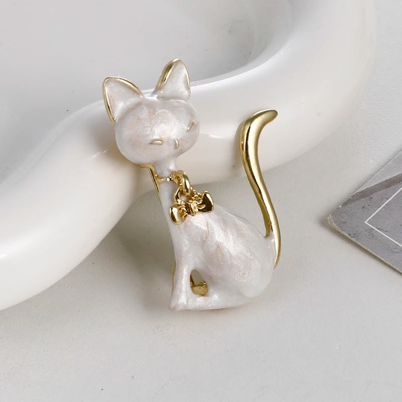 Cute Accessory Gold Plated Animals Cat Brooches White Enamel Cat Brooch for Women