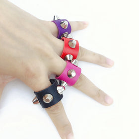 European Punk Metal Rivets Adjustable Rings for Men Women Lover Gift Hip Hop Party Club Colorful Leather Ring Fashion Jewelry