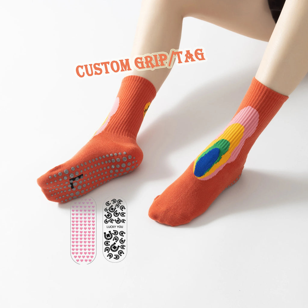 Trendy High Quality Avocado Graffiti Breathable Sports Grip Custom Yoga Socks Non-slip Calf Dance Gym Socks for Ballet Pilates