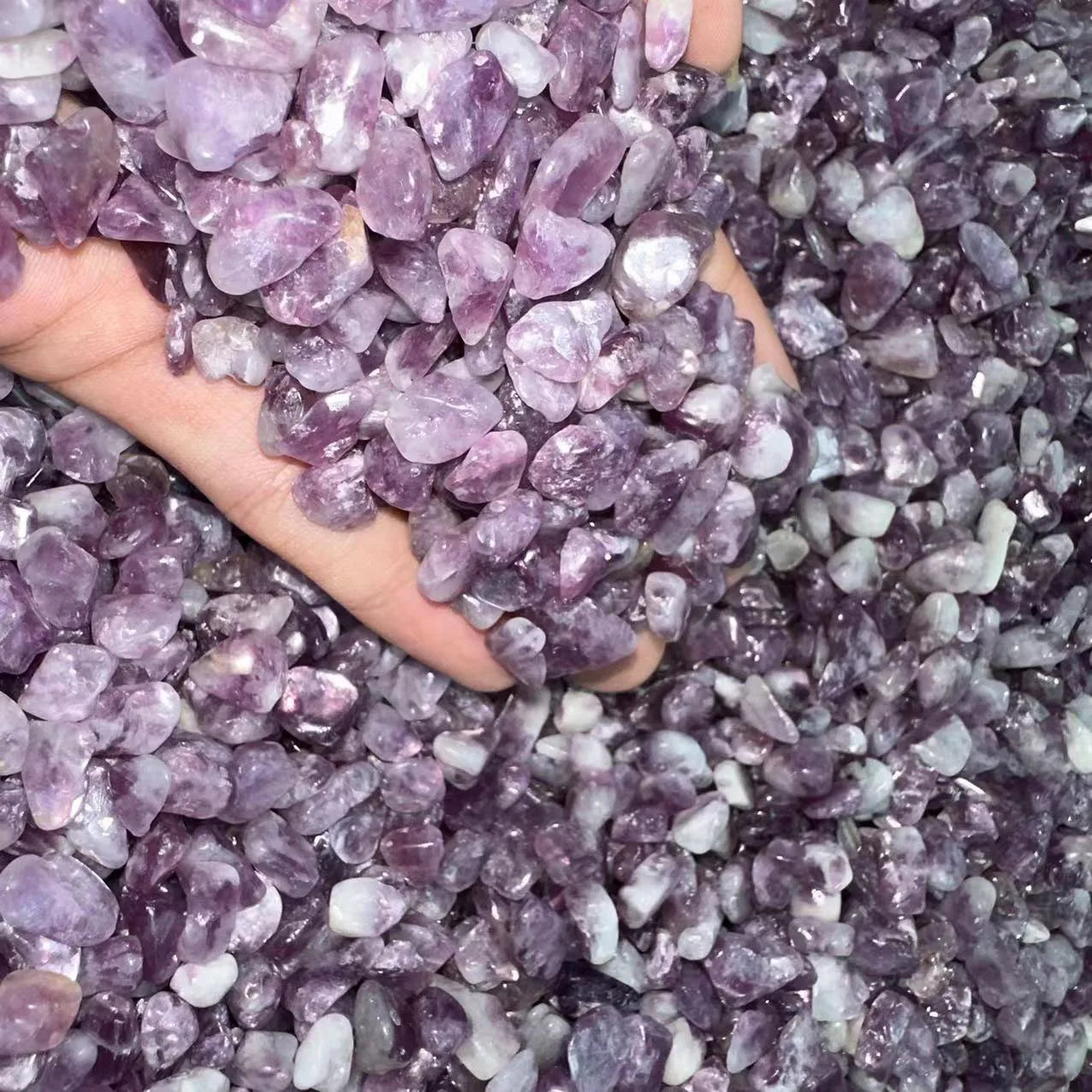 Wholesale Natural Purple Mica Quartz Polished Crystal Stone Carved Angel Theme for Home Decoration Feng Shui Style for Gift