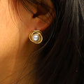 2025 Trendy Classic Luxury 18K Gold Plated Stainless Steel Gold Stripe Twist Circle Pearl Stud Earring for Women