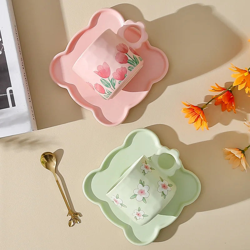 Luxury Special Flower Shape Nordic Cappuccino Cup and Saucer Drinkware Ceramic Tea Coffee Cups Porcelain Mug