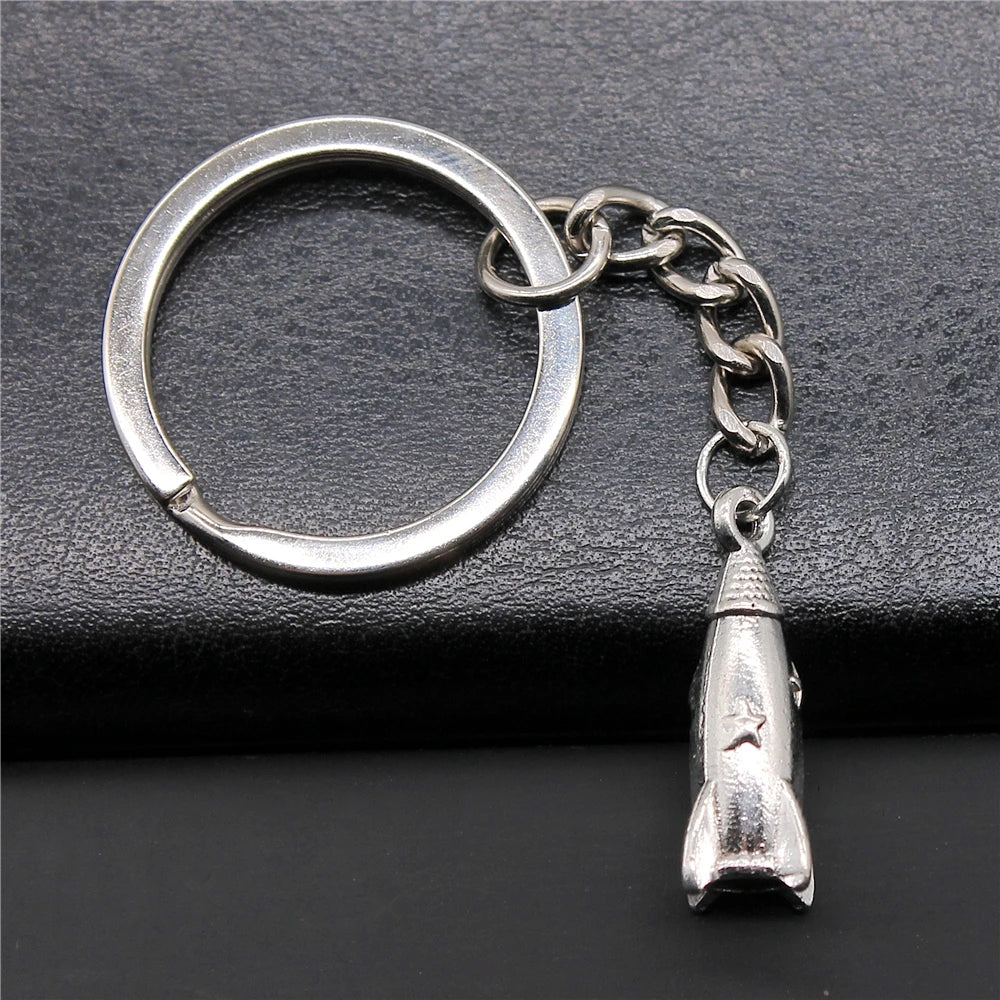 WYSIWYG 24x9x9mm Metal Zinc Alloy Antique Silver Plated 3D Rocket Key Chain Souvenirs Gift P1-ABD-C11798