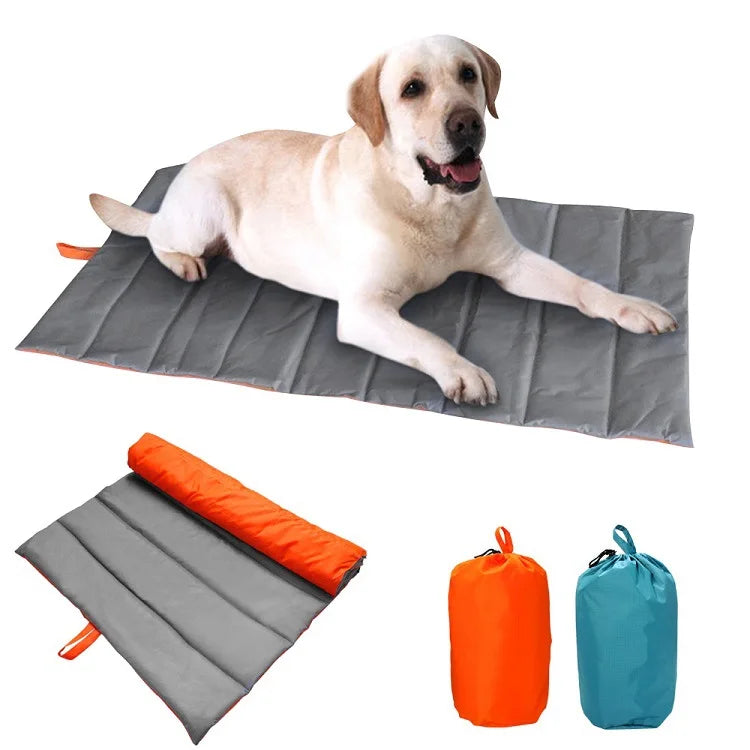 Europe and America Hot Selling Modern Style Waterproof Folding Backpacks Outdoor Portable Dog Mats