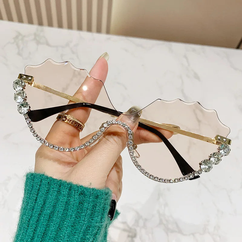 Ins 2024 New Diamond Luxury Eyewear Fashion Shades Sunglasses Women High Quality Frameless Lentes De Sol Metal Legs Uv400